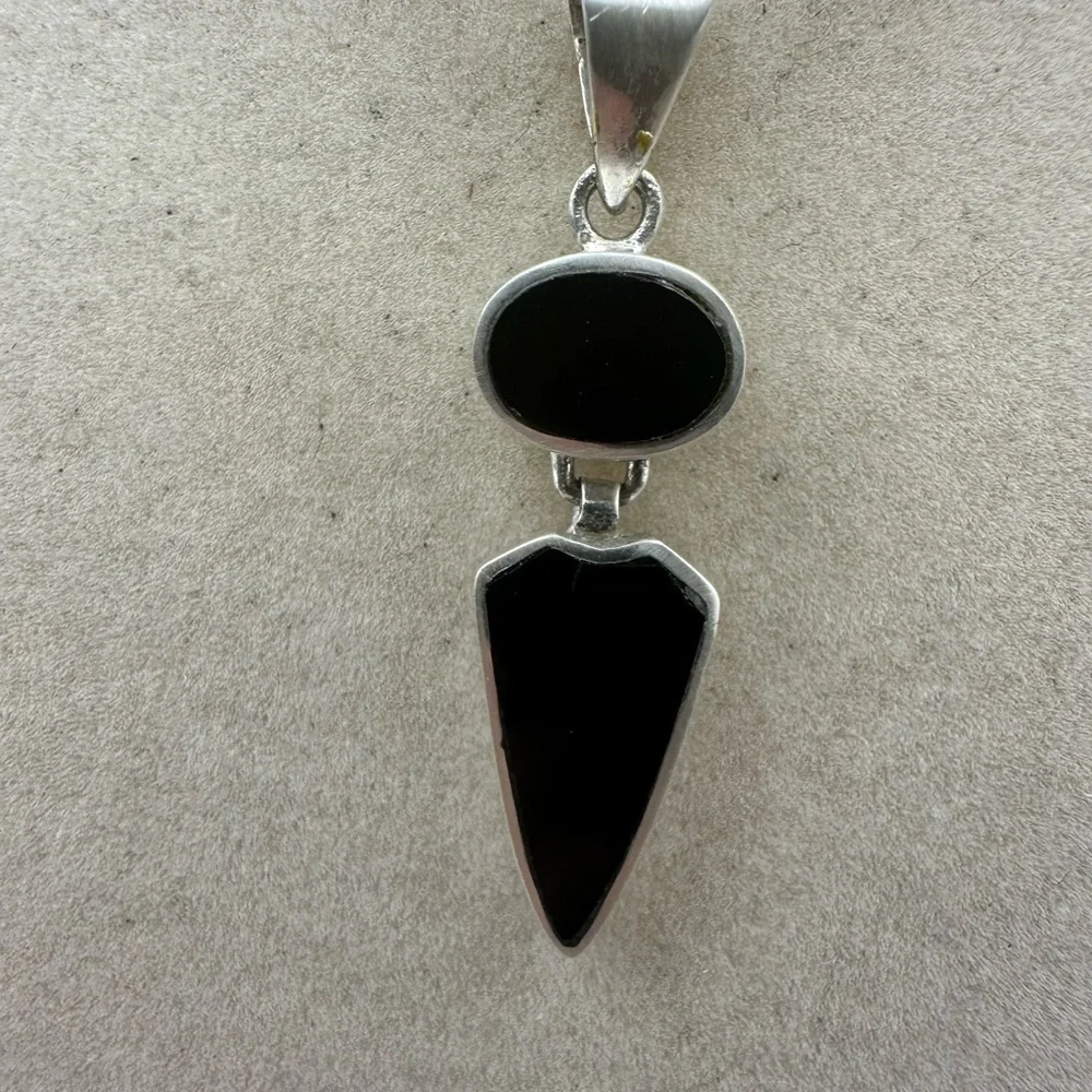 Double Black Stone and Sterling Silver Pendant Necklace on Silver Chain - Picture 3 of 9